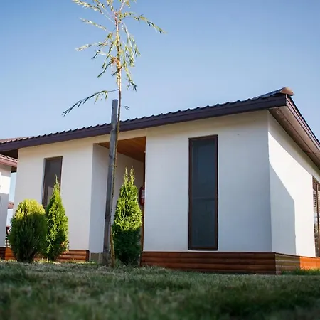 Marina Surf Resort *